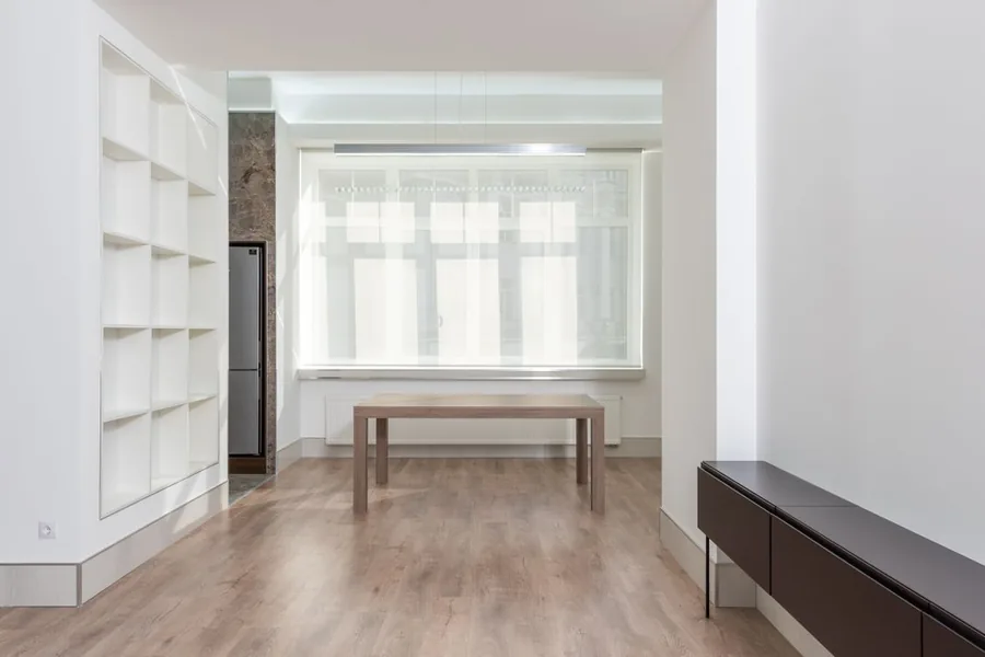 Clean, deodorized room after rodent sanitation